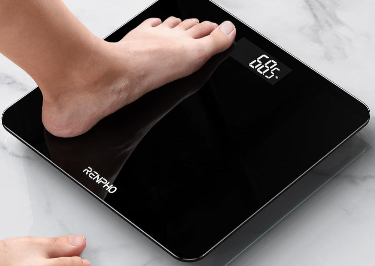 Digitale Personenwaage mit Hochpräzisions Sensoren, Körperwaage aus Glas, Schwarz